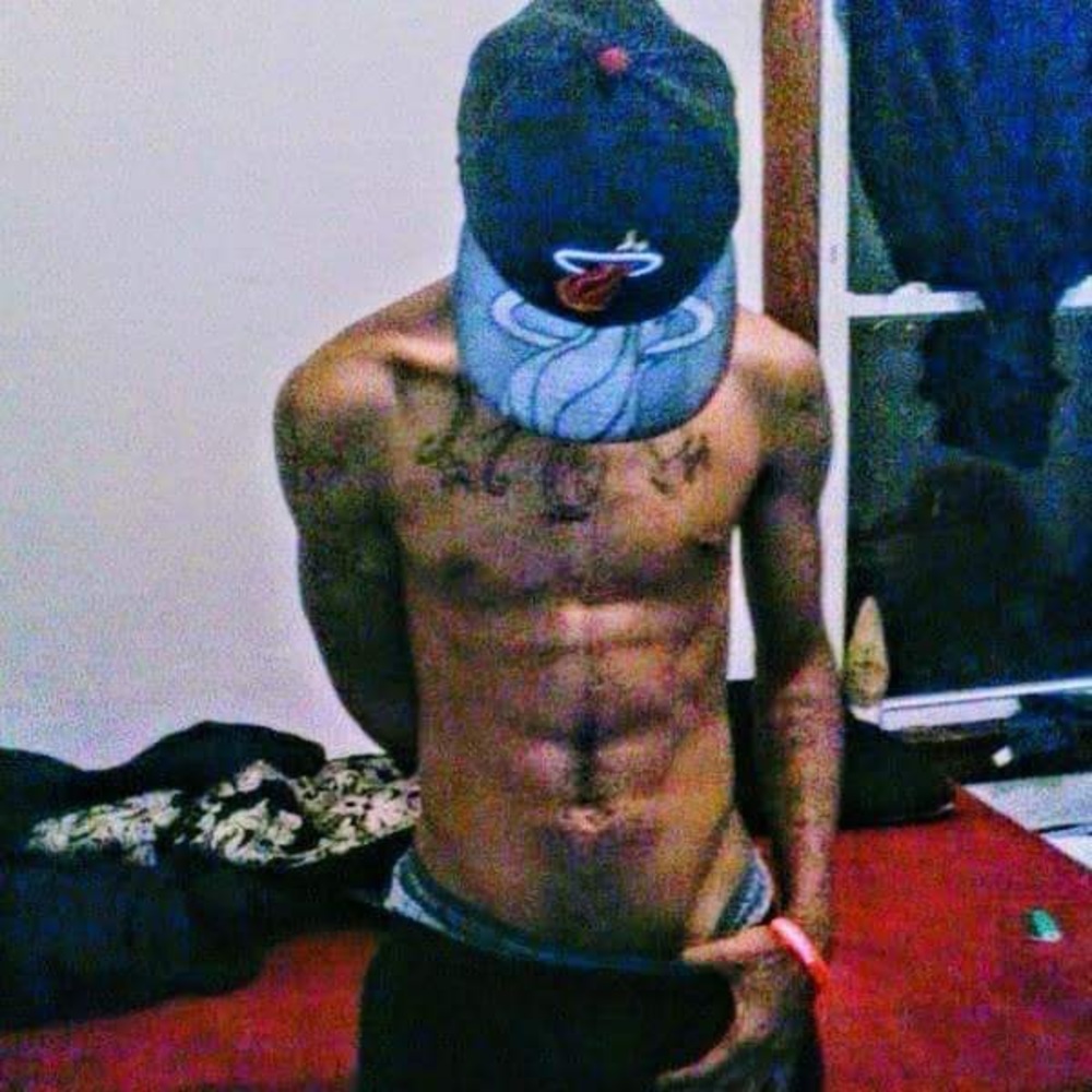 Meet your Posher, Danelle